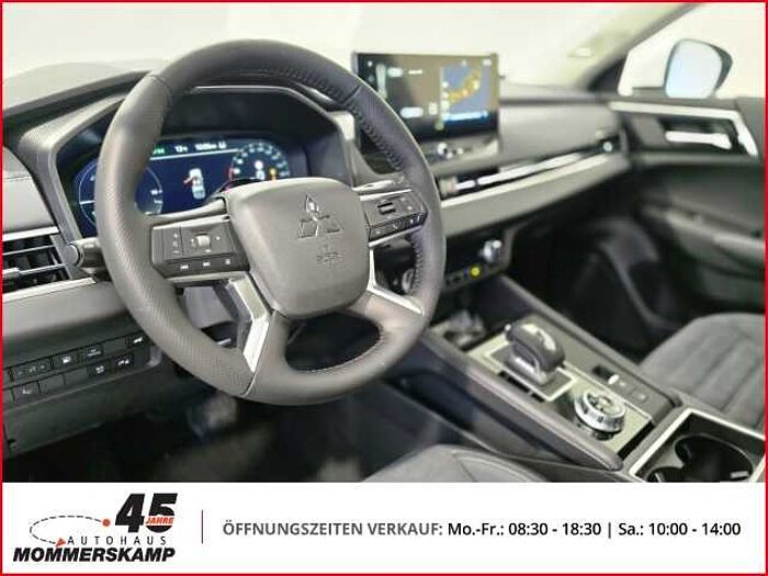 Mitsubishi Outlander 2,4 Diamant PLUS+4WD+PDC+Sitzhzg+Lenkradhzg+Leder+Tempomat+Navi