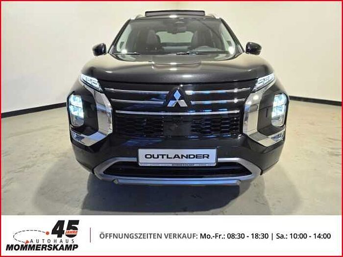 Mitsubishi Outlander 2,4 TOP+4WD Sitzhzg v&h+E-Sitze+Klimasitze+PANO+Digitaler. Innenspiegel
