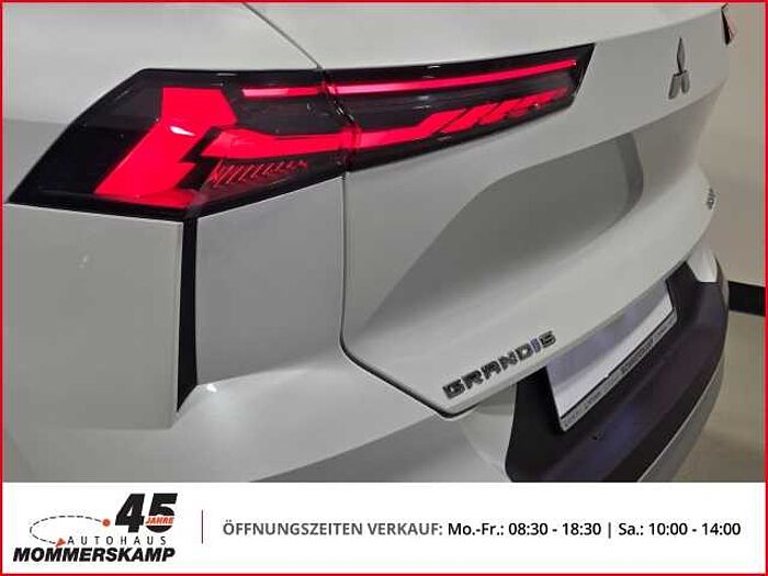 Mitsubishi Grandis 1,8 Intro Edition Hybrid+Automatik+Ambientebel. +Lenkradhzg+Sitzhzg+Kamer