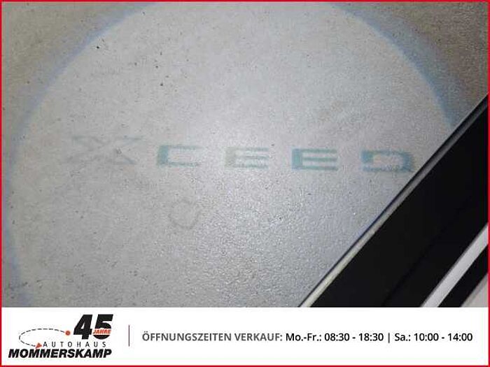 Kia XCee'd Black Xdition+Automatik+Leder+Kamera+PDC+Tempomat+digi.Cockpit XCeed