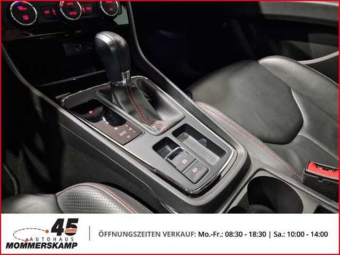 SEAT Leon FR 2.0 TSI+Automatik+Leder+Allwetter+AHK+el.PANO+Tempomat+Navi+PDC+Sitzhzg