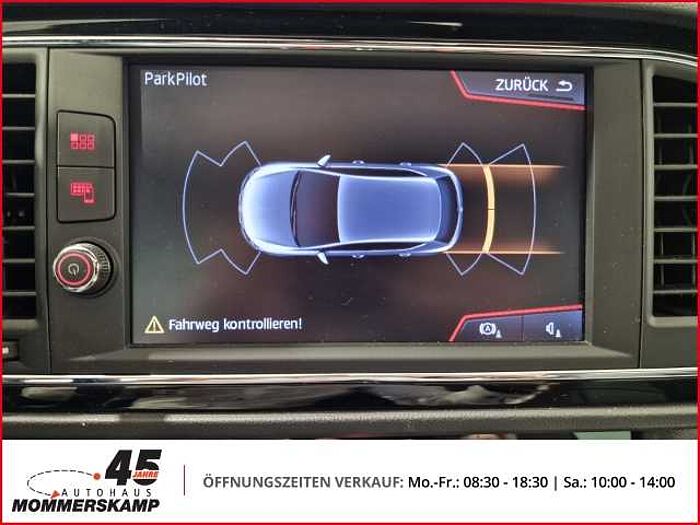SEAT Leon FR 2.0 TSI+Automatik+Leder+Allwetter+AHK+el.PANO+Tempomat+Navi+PDC+Sitzhzg