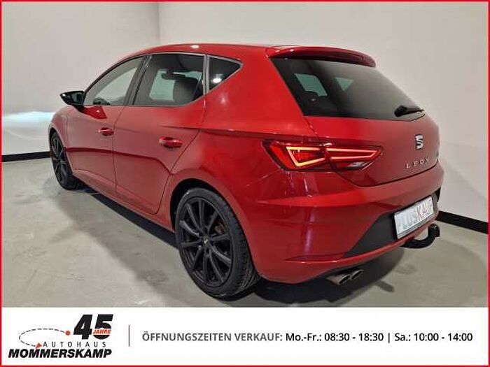 SEAT Leon FR 2.0 TSI+Automatik+Leder+Allwetter+AHK+el.PANO+Tempomat+Navi+PDC+Sitzhzg