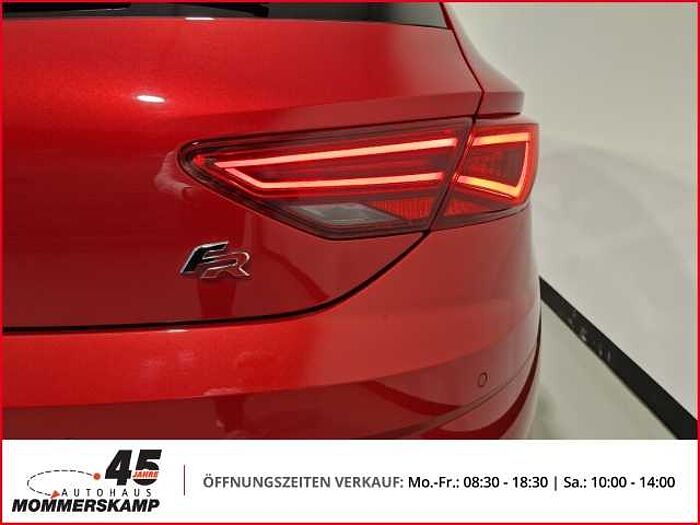 SEAT Leon FR 2.0 TSI+Automatik+Leder+Allwetter+AHK+el.PANO+Tempomat+Navi+PDC+Sitzhzg