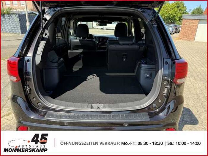 Mitsubishi Plug-in Hybrid Outlander PHEV Top 4WD 2.4+Automatik+Allwetter+Leder+Schiebedach+