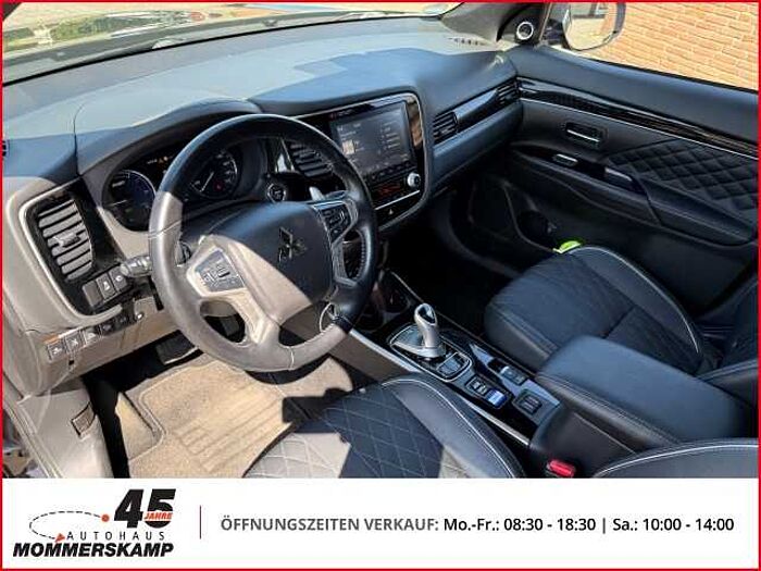 Mitsubishi Plug-in Hybrid Outlander PHEV Top 4WD 2.4+Automatik+Allwetter+Leder+Schiebedach+
