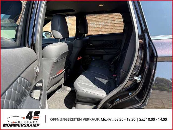 Mitsubishi Plug-in Hybrid Outlander PHEV Top 4WD 2.4+Automatik+Allwetter+Leder+Schiebedach+