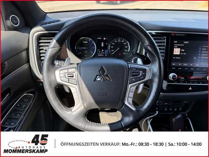 Mitsubishi Plug-in Hybrid Outlander PHEV Top 4WD 2.4+Automatik+Allwetter+Leder+Schiebedach+