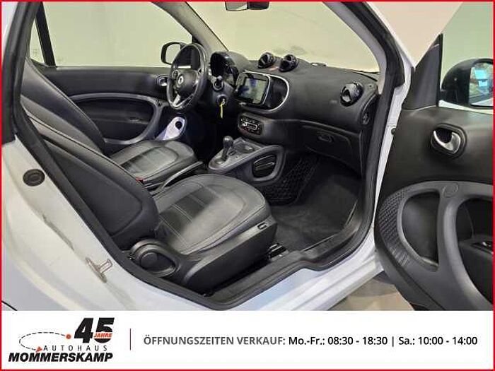 Smart fortwo cabrio 52 kW+El. Verdeck+Navi+Klimaautom+SitzHZG+Spurhalteass.