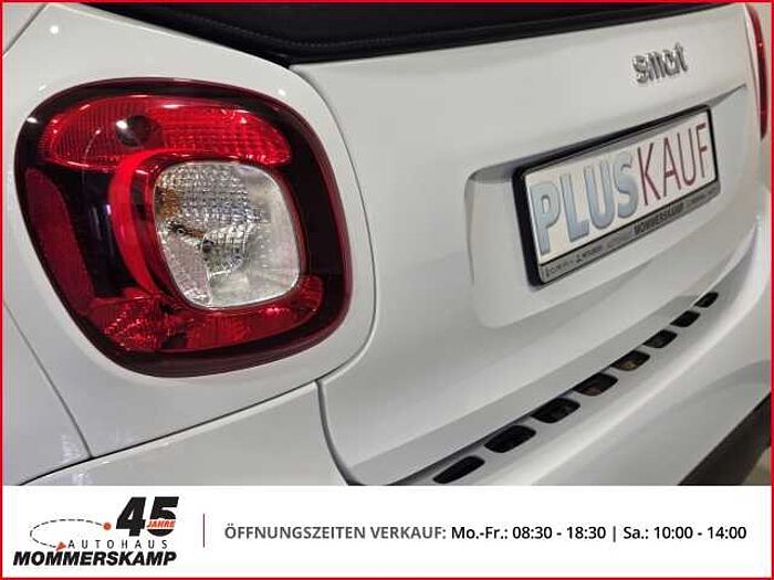 Smart fortwo cabrio 52 kW+El. Verdeck+Navi+Klimaautom+SitzHZG+Spurhalteass.