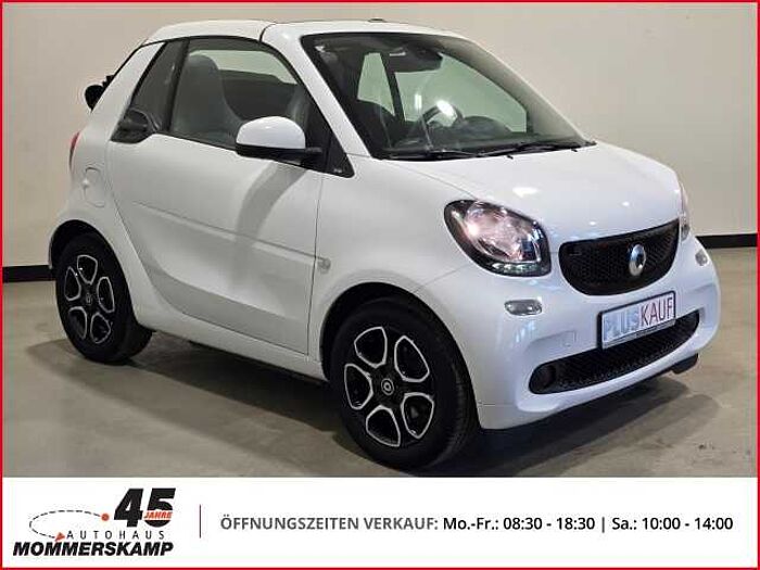 Smart fortwo cabrio 52 kW+El. Verdeck+Navi+Klimaautom+SitzHZG+Spurhalteass.