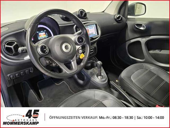 Smart fortwo cabrio 52 kW+El. Verdeck+Navi+Klimaautom+SitzHZG+Spurhalteass.