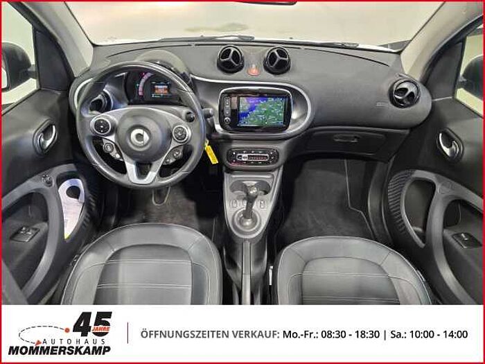 Smart fortwo cabrio 52 kW+El. Verdeck+Navi+Klimaautom+SitzHZG+Spurhalteass.